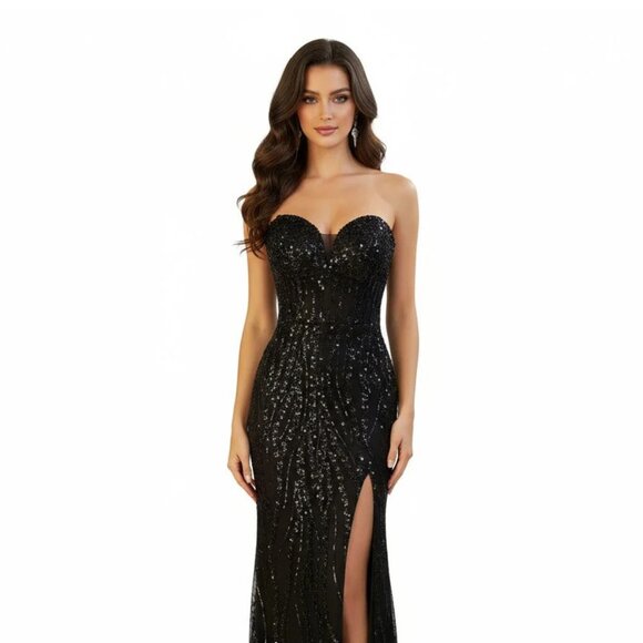 New Sleeveless Event Maxi Gown w/Sweetheart Neck & Beads Embroidery TC TL3042C - Picture 1 of 9